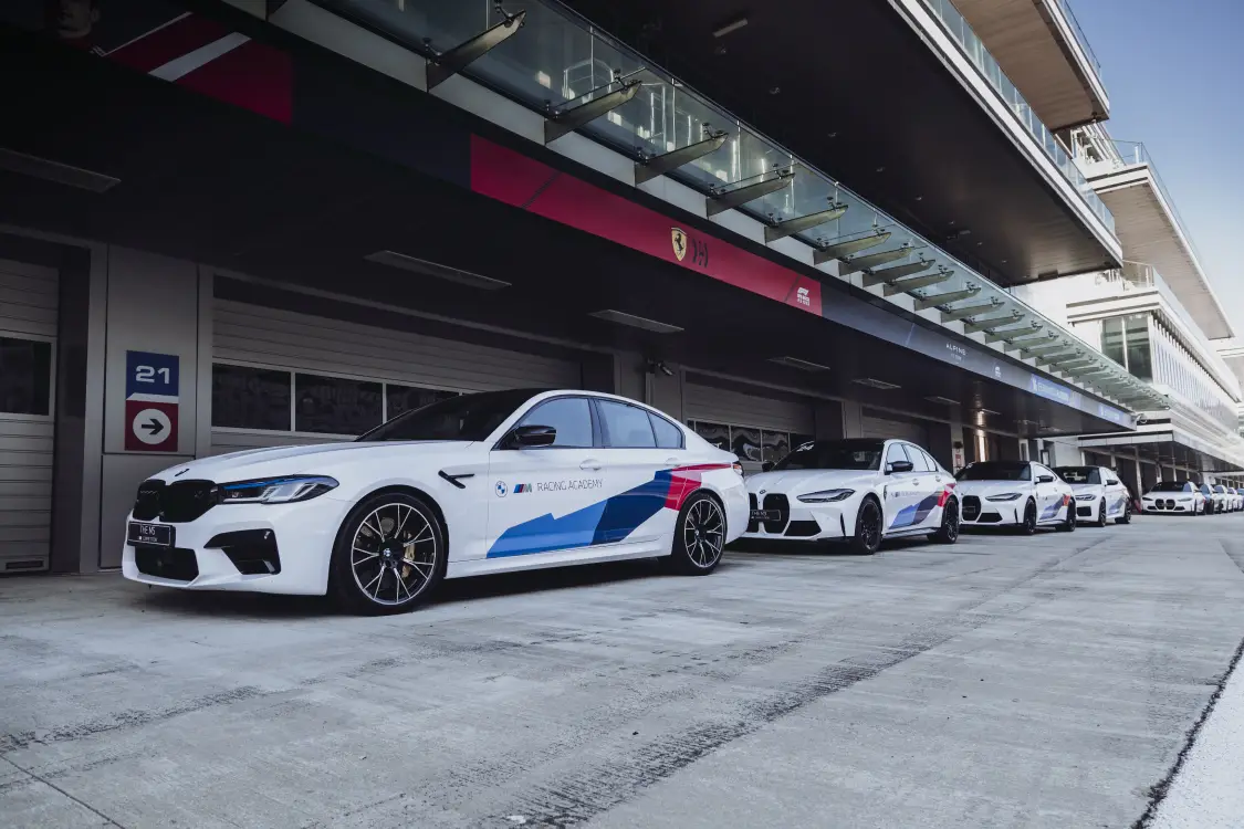 Гоночная Академия BMW M. Уровень 1 (BMW М5)