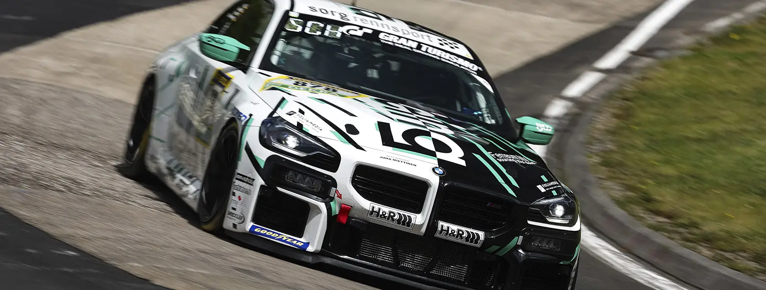 BMW M2 CS Racing